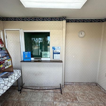 Motel 6 Selma, Ca Exterior photo